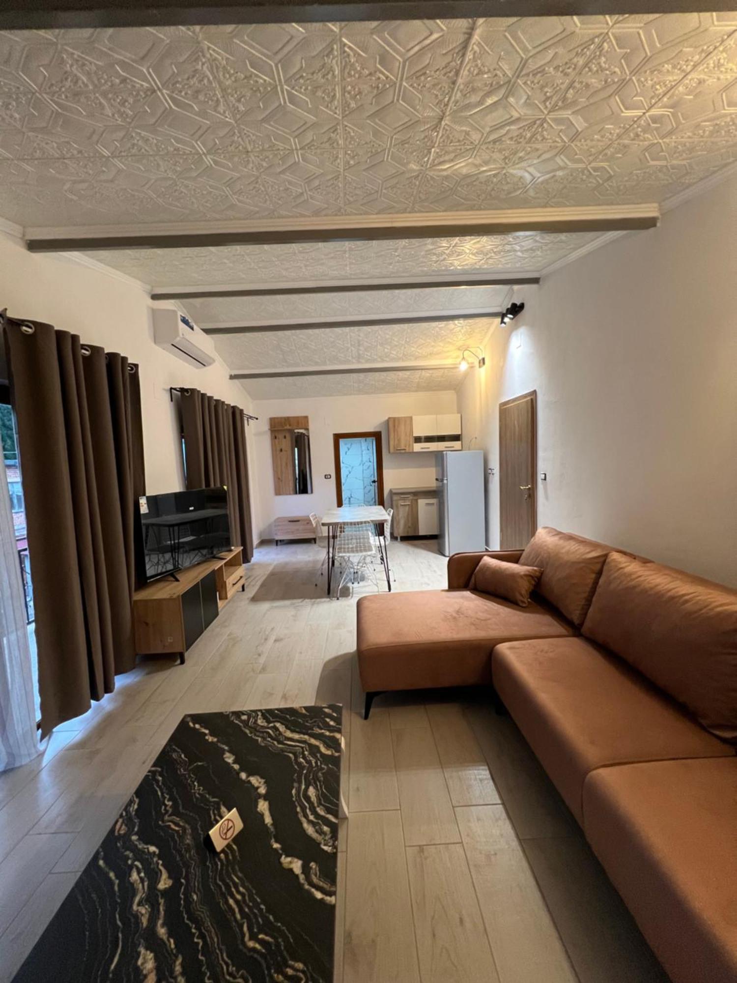 Sajmir Suites Пермети Экстерьер фото